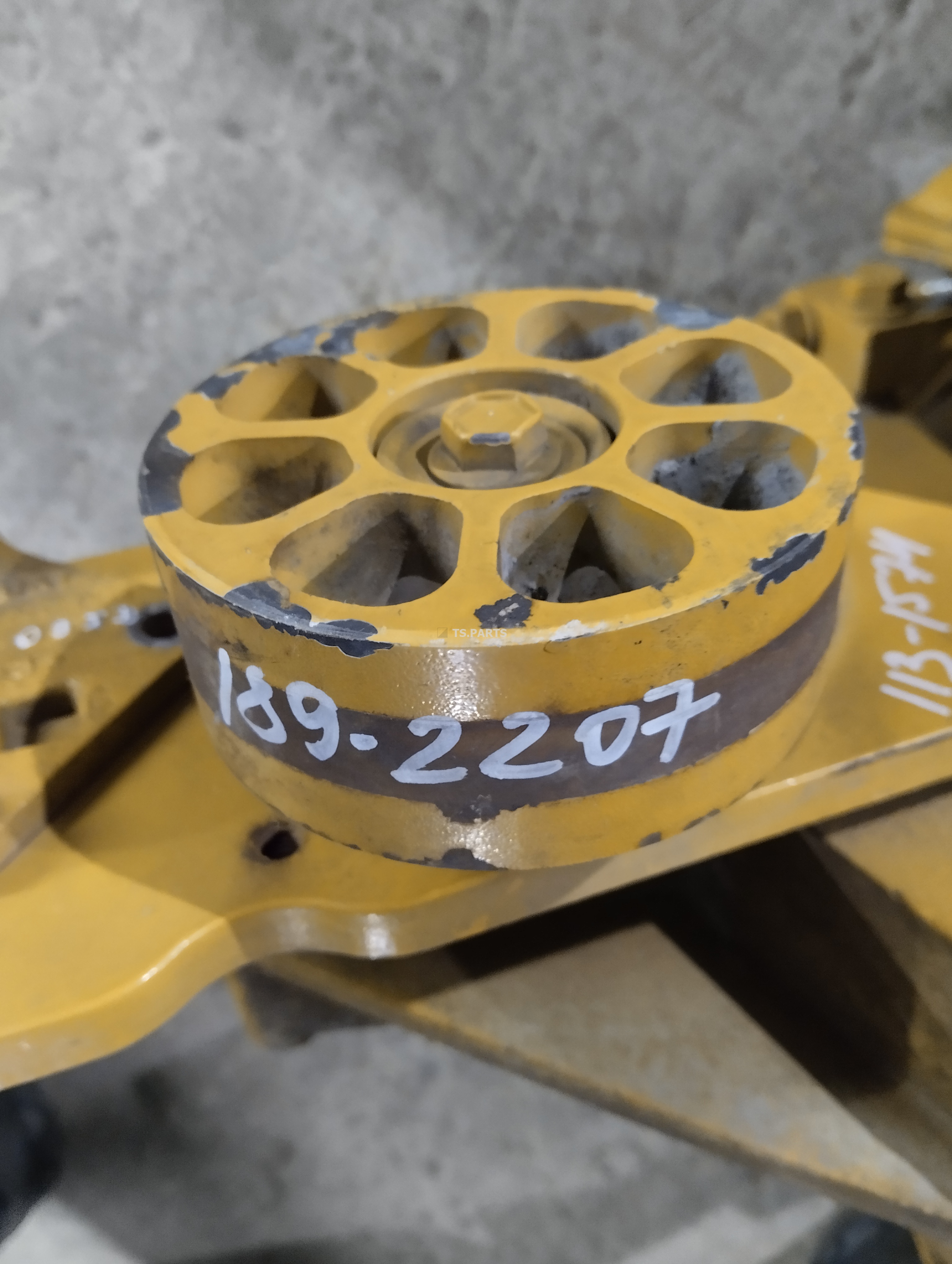 шкив 1892207-U